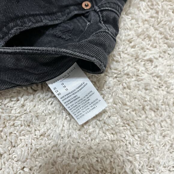 American Eagle Size 10 Black Distressed High Rise Mom Shorts - Picture 5 of 5